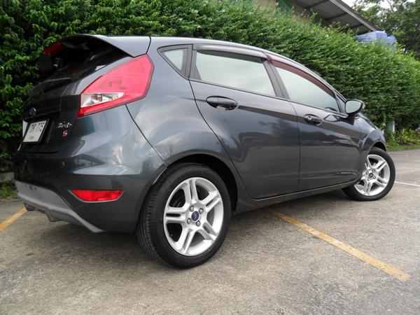 FORD Fiesta 2012