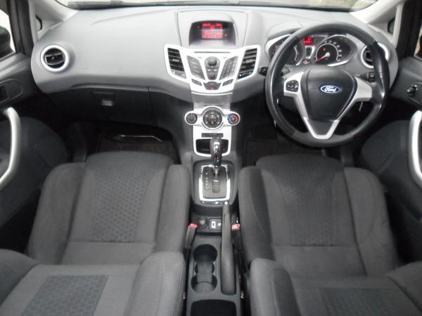 FORD Fiesta 2012