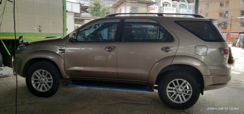 TOYOTA Fortuner 2005