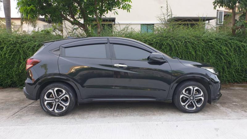 HONDA HRV 1.8EL Sunroof 20 2015