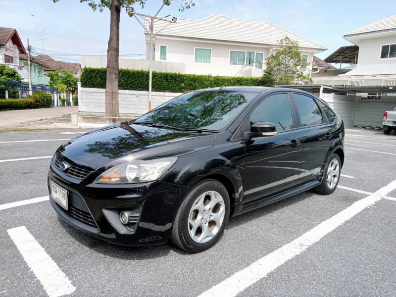 FORD Focus 2.0 Ghia Sedan 2011