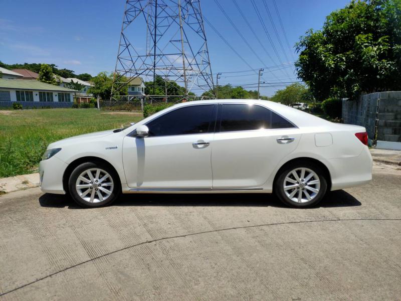 TOYOTA Hybrid 2013