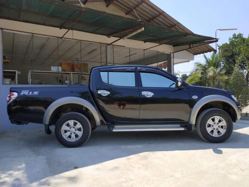 MITSUBISHI Triton 2.4 Plus CNG  2012