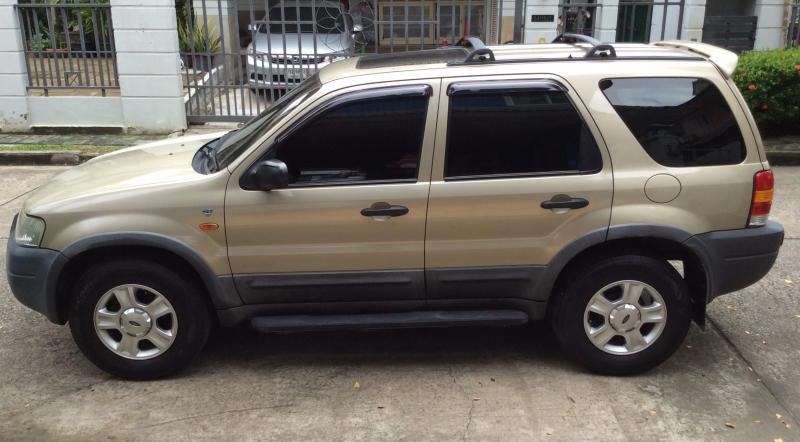 FORD Escape 2003