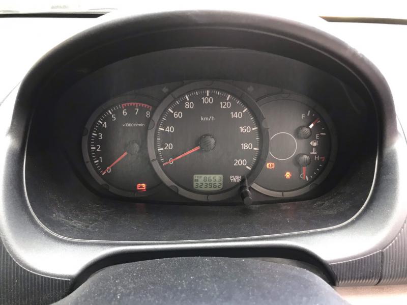 MITSUBISHI Triton 2010
