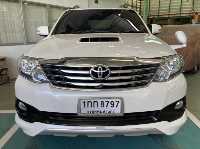 TOYOTA Fortuner TRD 3.0 4WD 2013