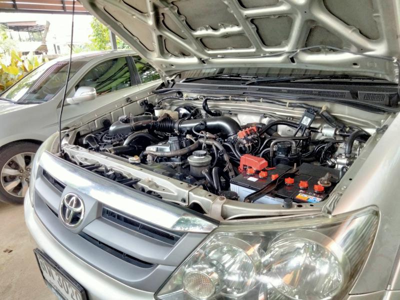 TOYOTA Fortuner 2006