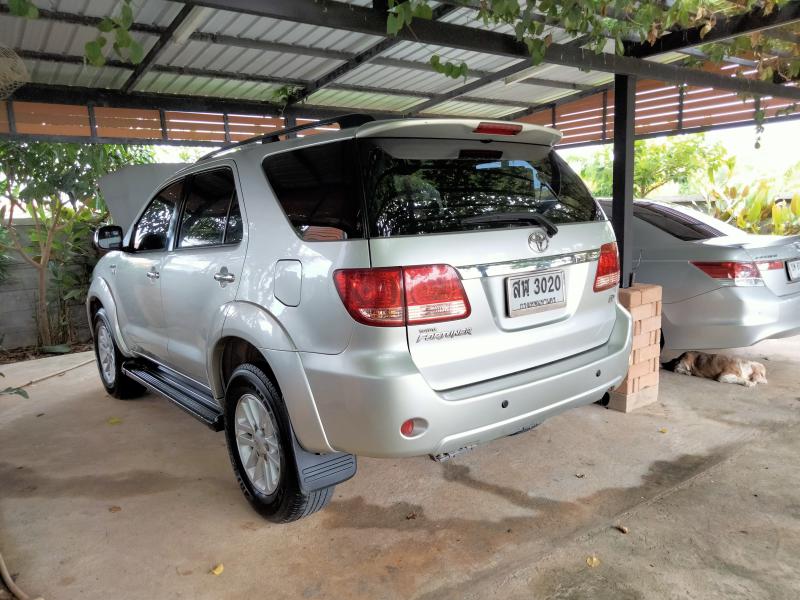 TOYOTA Fortuner 2006