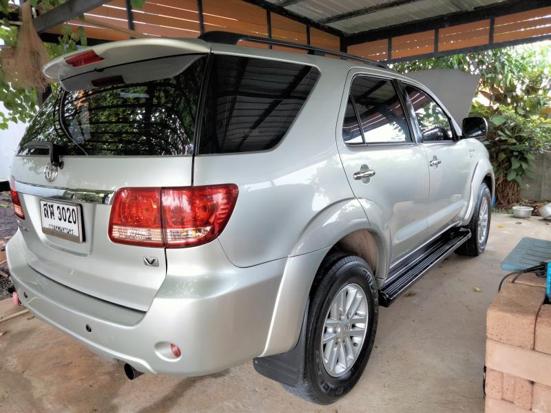 TOYOTA Fortuner 2006