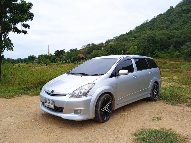 TOYOTA WISH 2009