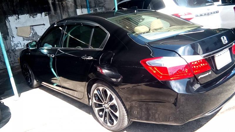 HONDA Accrod Hibrid 2014