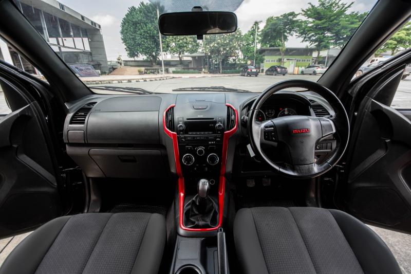 ISUZU D MAX 2017