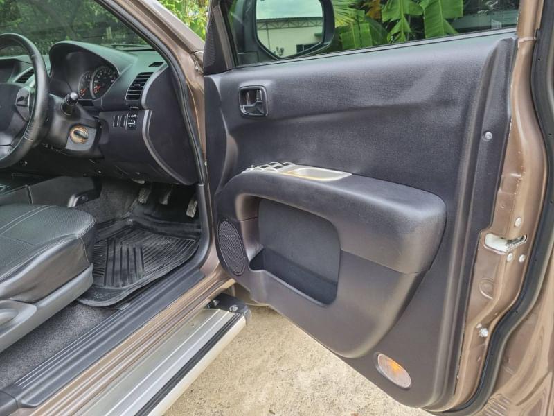MITSUBISHI triton plus 2.5 2014