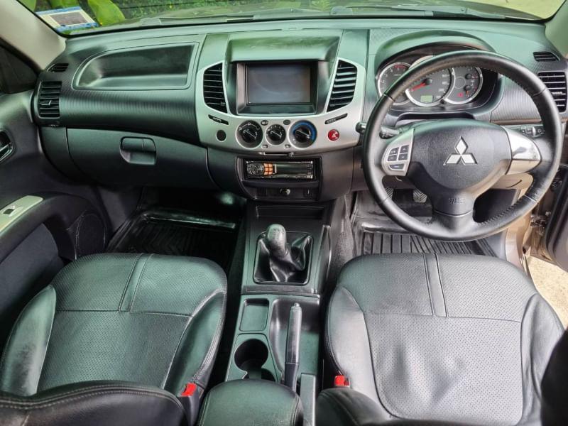 MITSUBISHI triton plus 2.5 2014