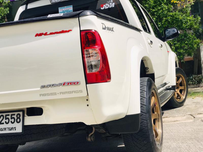 ISUZU D-MAX 2.5 DDI-ITEQ 2011