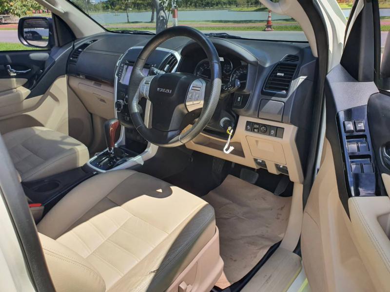 ISUZU MuX 1.9DVD 2017