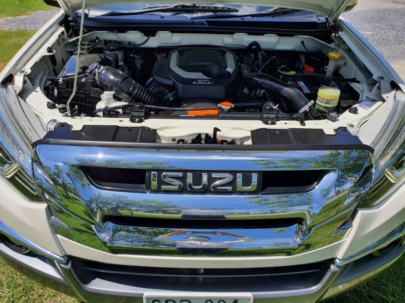 ISUZU MuX 1.9DVD 2017