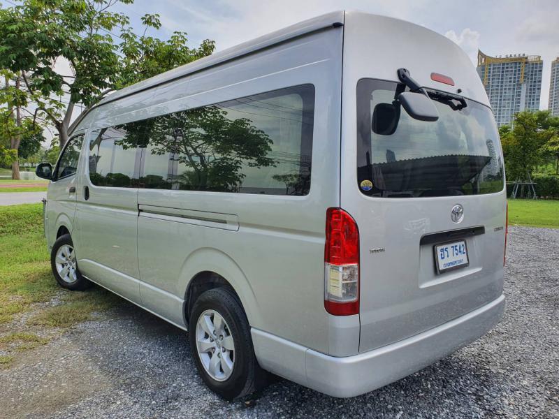 TOYOTA Commuter 3.0 D4D 2014