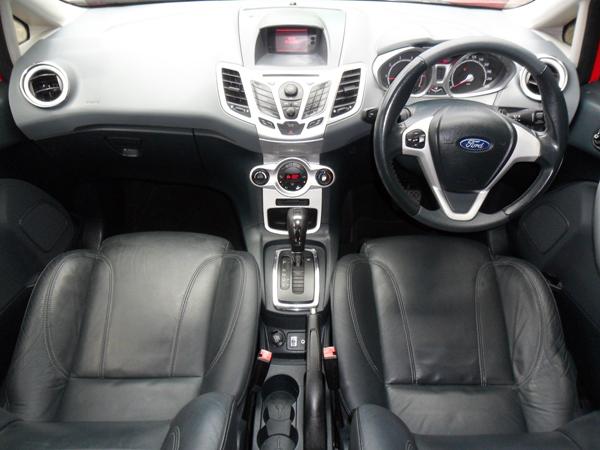 FORD Fiesta 2012