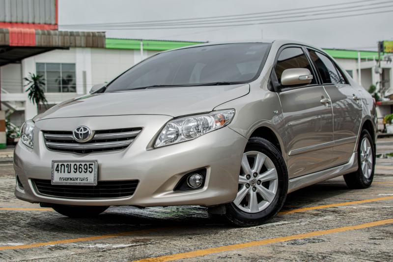 TOYOTA COROLLA ALTIS 2010