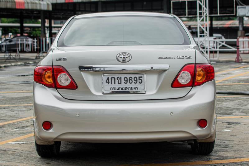 TOYOTA COROLLA ALTIS 2010