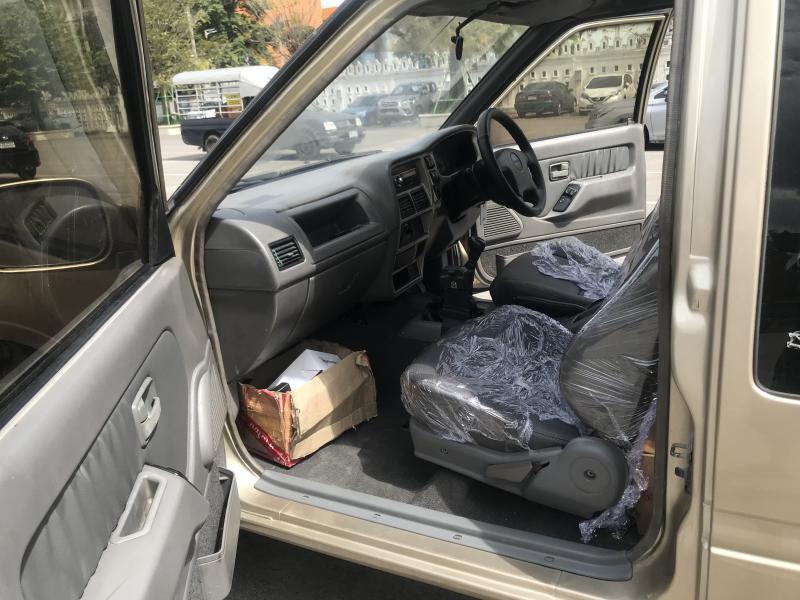 ISUZU SPACE CAB 2002