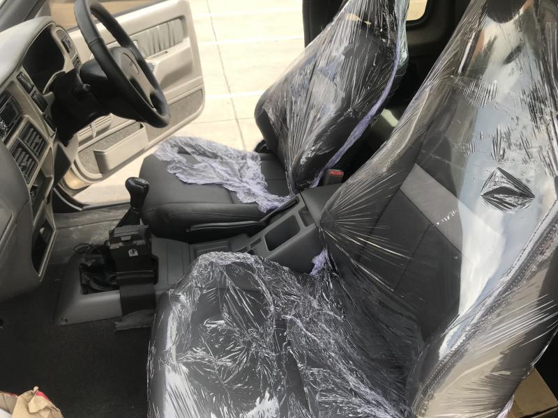 ISUZU SPACE CAB 2002