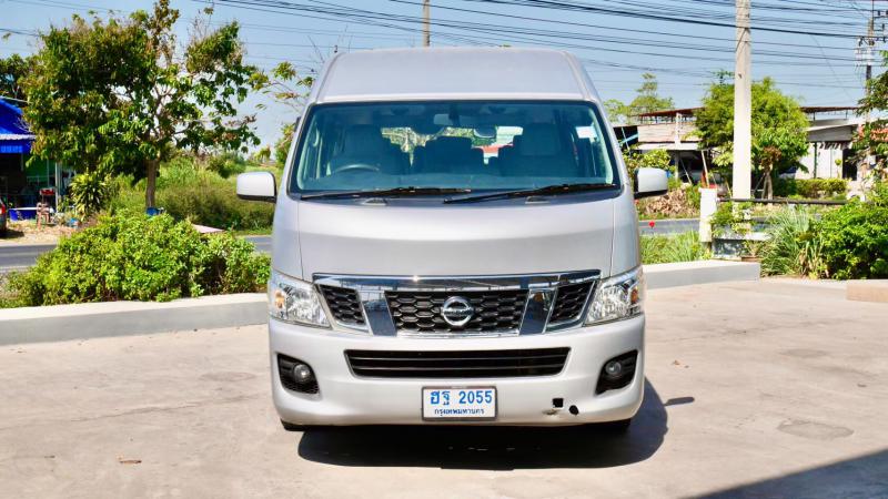 NISSAN urvan 2015