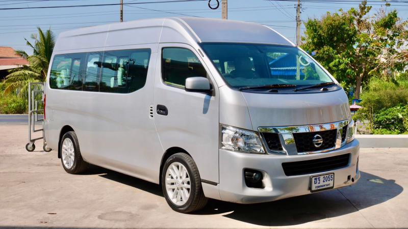 NISSAN urvan 2015