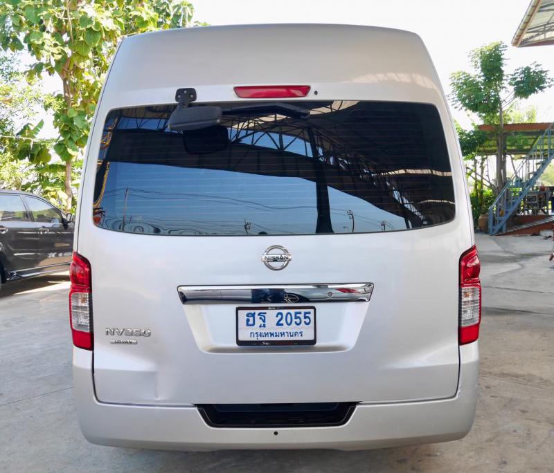 NISSAN urvan 2015