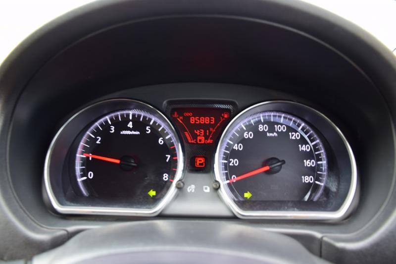 NISSAN 1.2VLตัวท็อป 2013