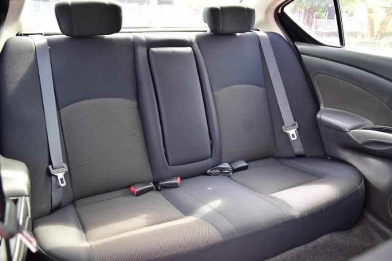 NISSAN 1.2VLตัวท็อป 2013