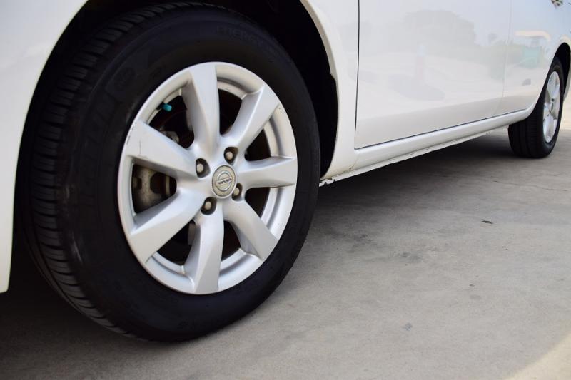 NISSAN 1.2VLตัวท็อป 2013