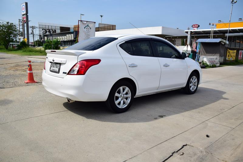 NISSAN 1.2VLตัวท็อป 2013