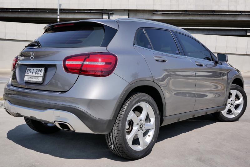 BENZ GLA 200 2018