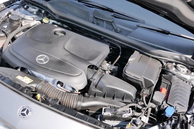 BENZ GLA 200 2018