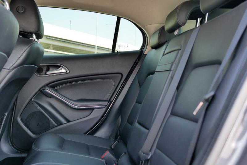 BENZ GLA 200 2018