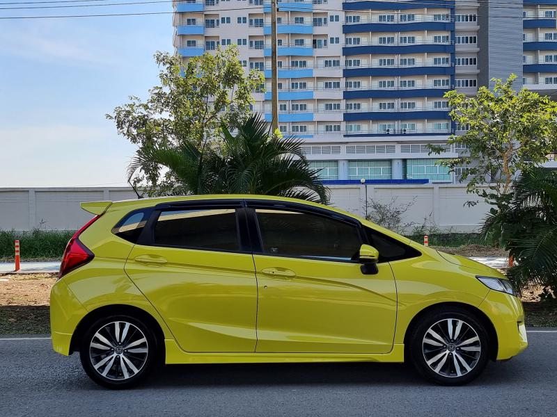 HONDA jazz 2015