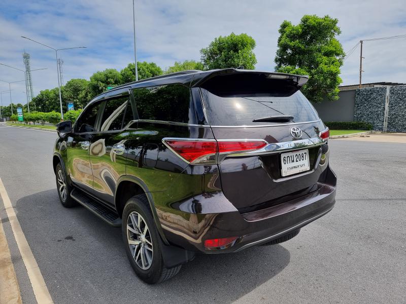 TOYOTA fortuner 2017