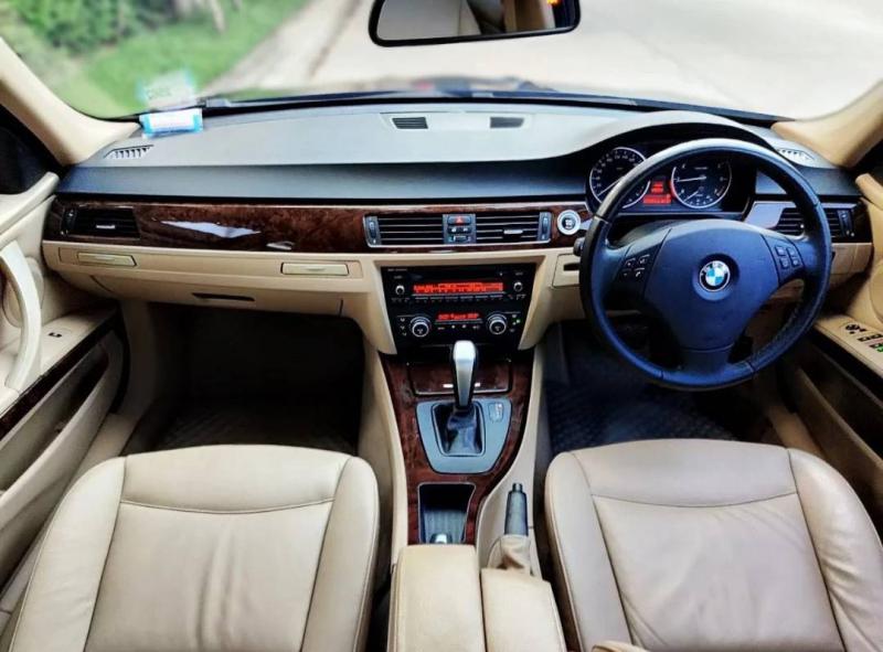 BMW Series 3 2010