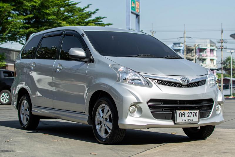 TOYOTA AVANZA 2013