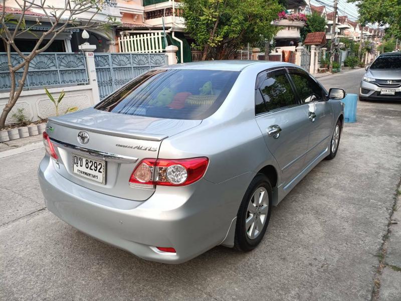 TOYOTA ALTIS 2010