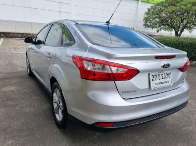 FORD focus 1.6 Trend 2013