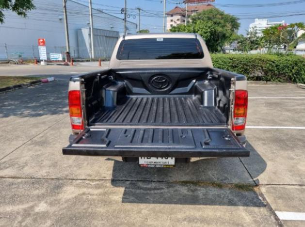 TOYOTA Hilux Vigo 2015
