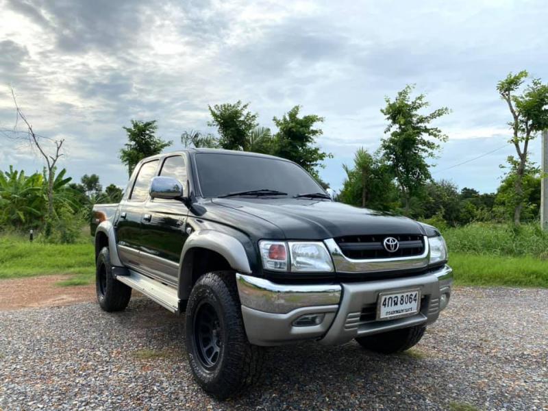 TOYOTA HILUX SPORT CRUISER 2003