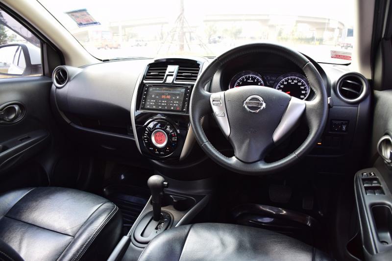 NISSAN 1.2 Vสปอรต์เทค 2017