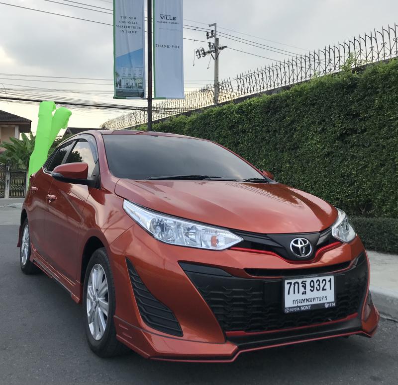 TOYOTA yaris 2018
