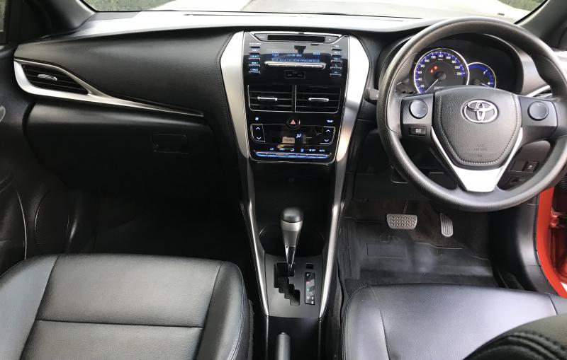 TOYOTA yaris 2018