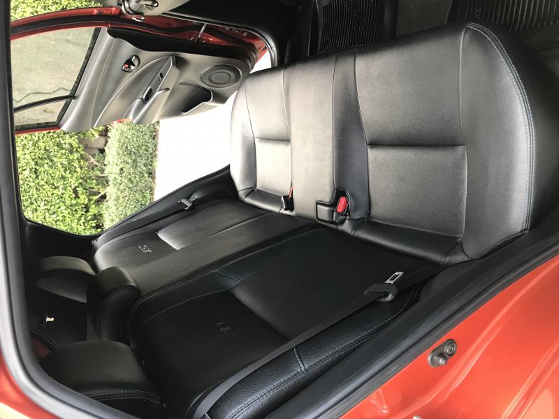TOYOTA yaris 2018