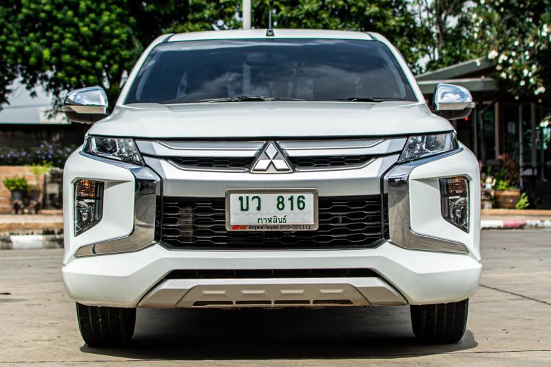 NISSAN TRITON 2.5 GLX CAB 2020